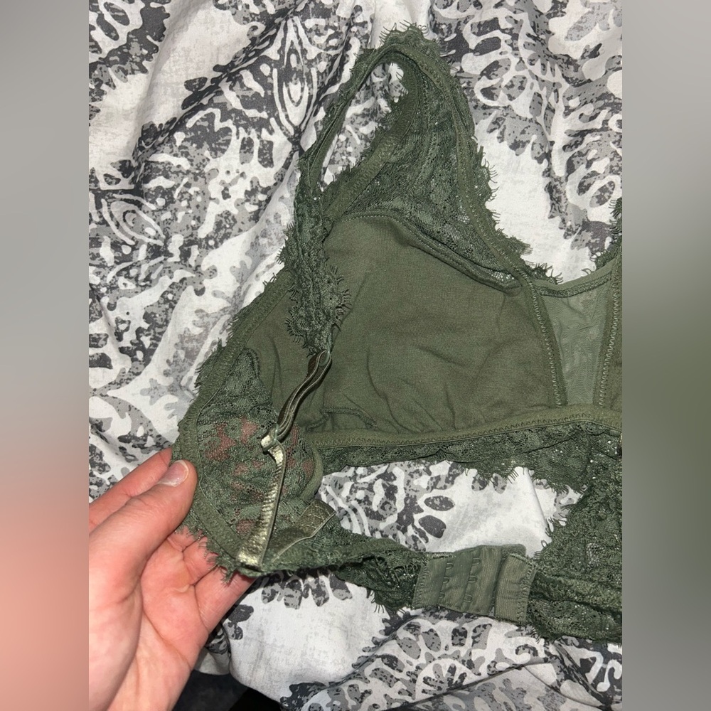 Aerie Lace Bralette in Forest Green - Picture 9 of 9